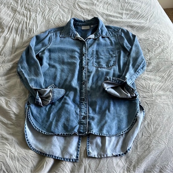 Athleta Chambray Shirt - Picture 10 of 12